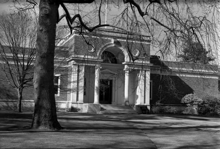 Art Gallery (PB0618/212), 1939