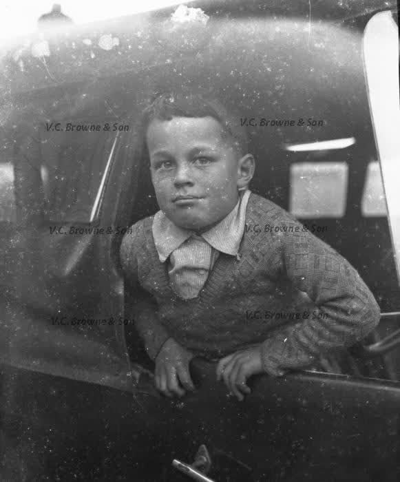 Peter Browne (PB0804/4), 1930