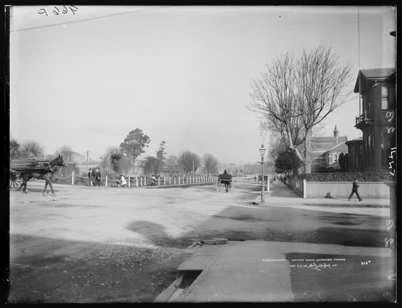 Christchurch, looking along Cambridge Terrace, 1905