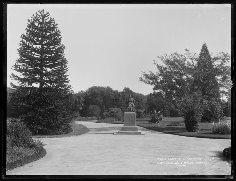 Public Gardens, Christchurch, 1905