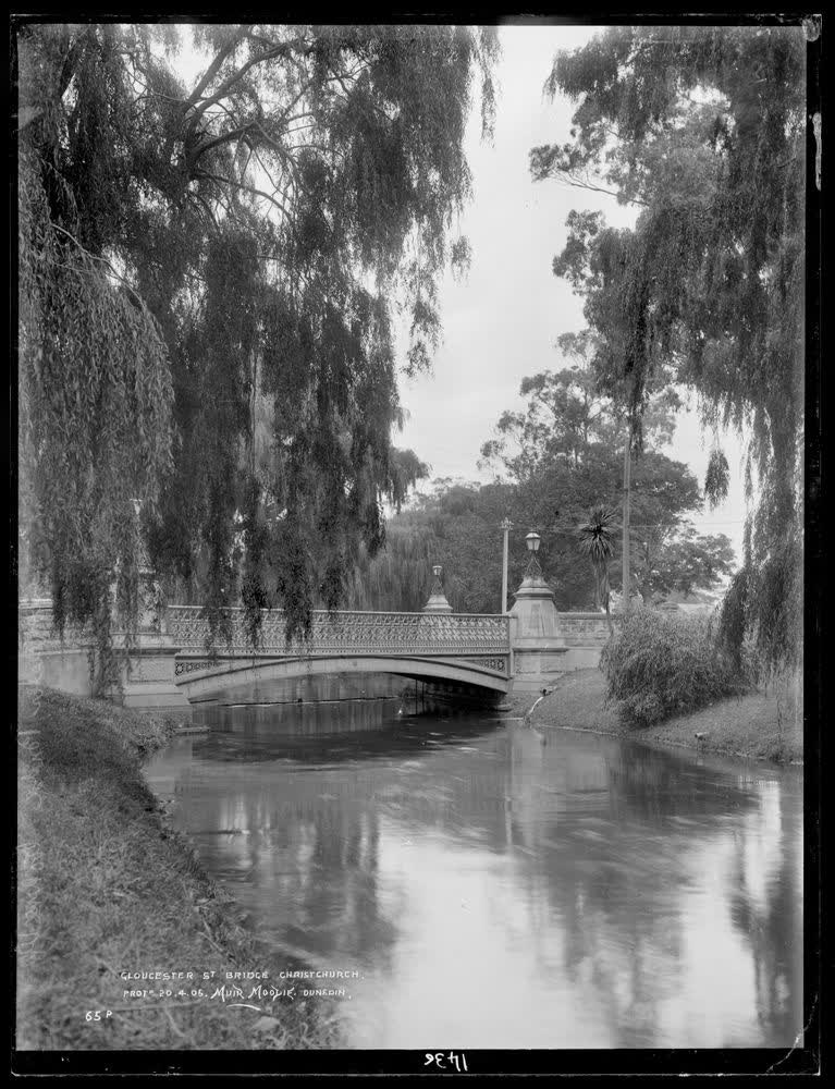 Gloucester Street Bridge, Christchurch, 1905
