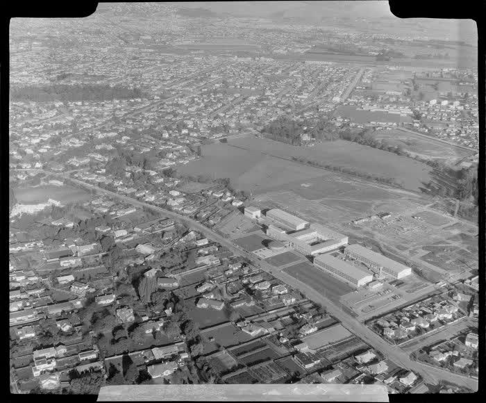 Science department of the University of Canterbury, Christchurch, 1962