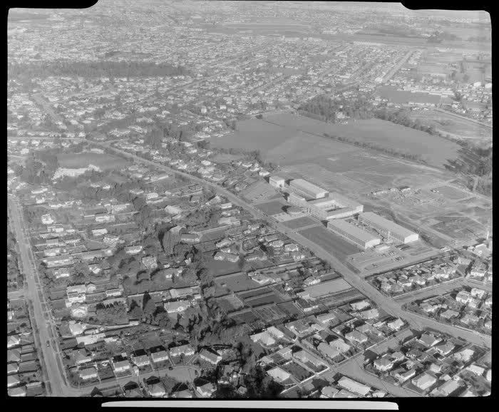 Science department of the University of Canterbury, Christchurch, 1962