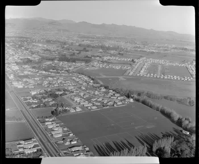 Memorial Avenue, Christchurch City, 1962
