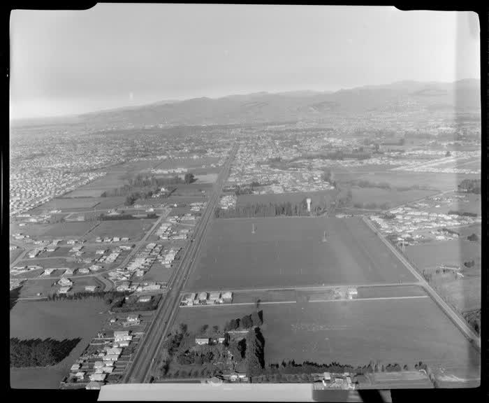Memorial Avenue, Christchurch City, 1962