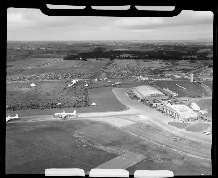 1953 London-Christchurch Air Race, Harewood, Christchurch, showing KLM DC6 aircraft on tarmac, 1953