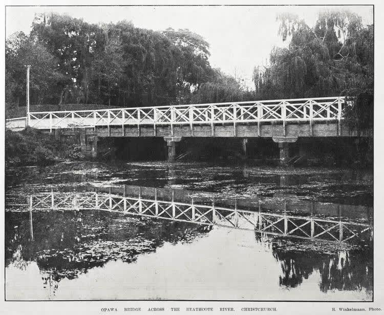 OPAWA BRIDGE ACROSS THE HEATHCOTE RIVER. CHRISTCHURCH, 1905