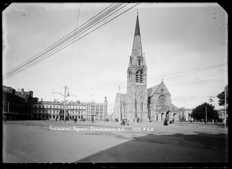 Cathedral Square, Christchurch, 1900