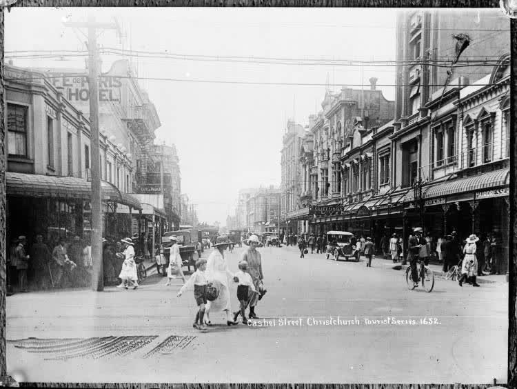 Cashel Street, Christchurch, 1910