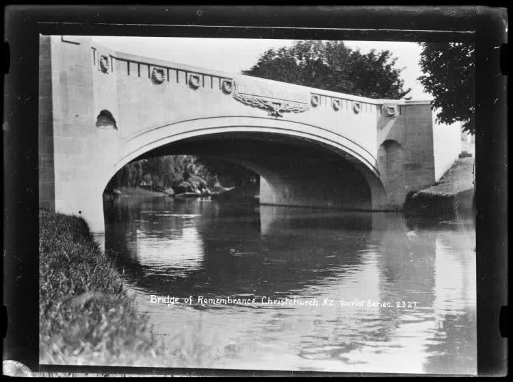 Bridge of Remembrance, Christchurch, 1920