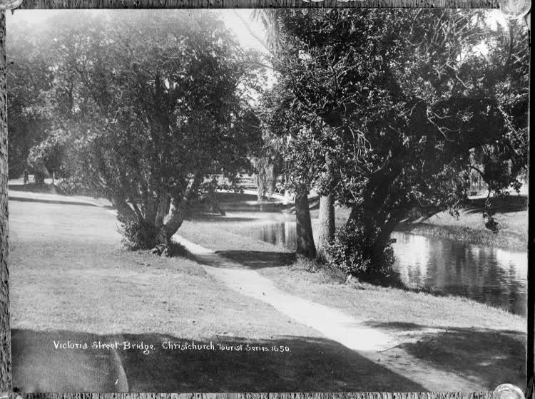 Victoria Street Bridge, Christchurch, 1910