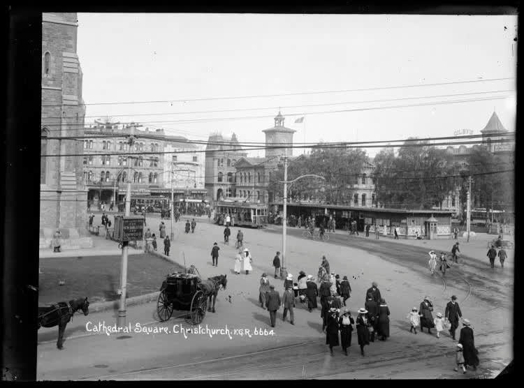 Cathedral Square, Christchurch, 1910