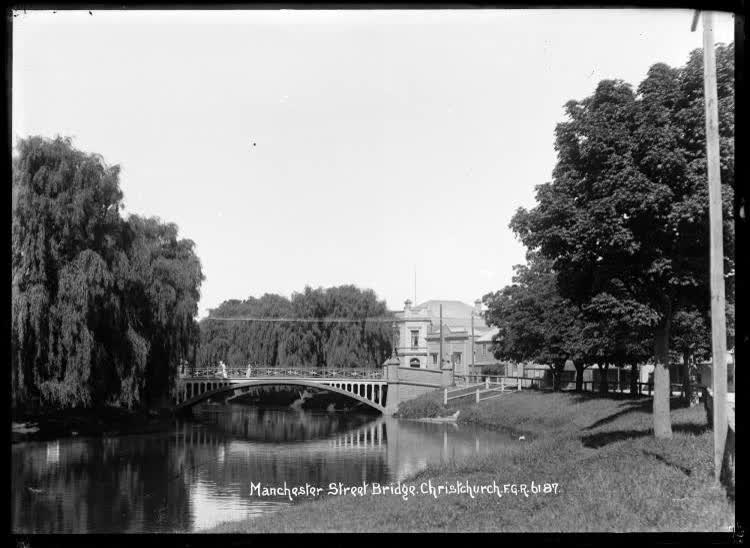 Manchester Street Bridge, Christchurch, 1910