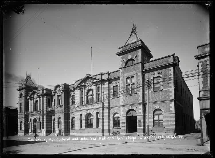 Canterbury Agricultural and Industrial Hall and Theatre Royal, Christchurch, 1910