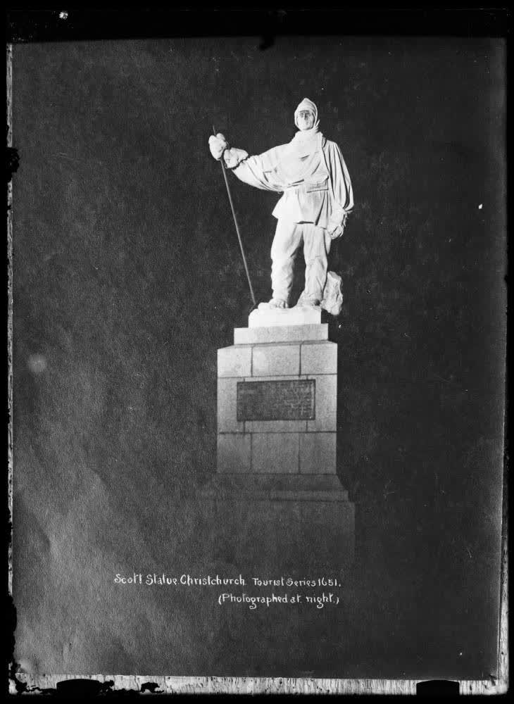 Scott statue, Christchurch, 1910