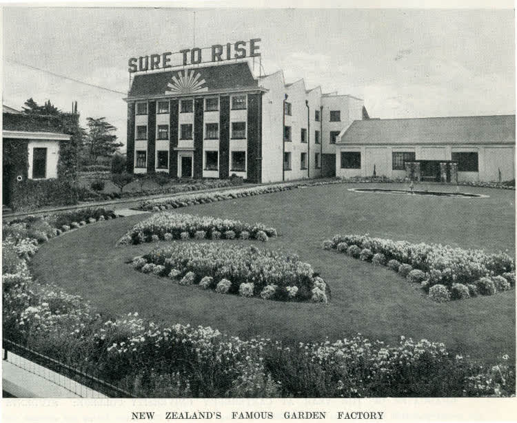 New Zealand's famous garden factory, 1936