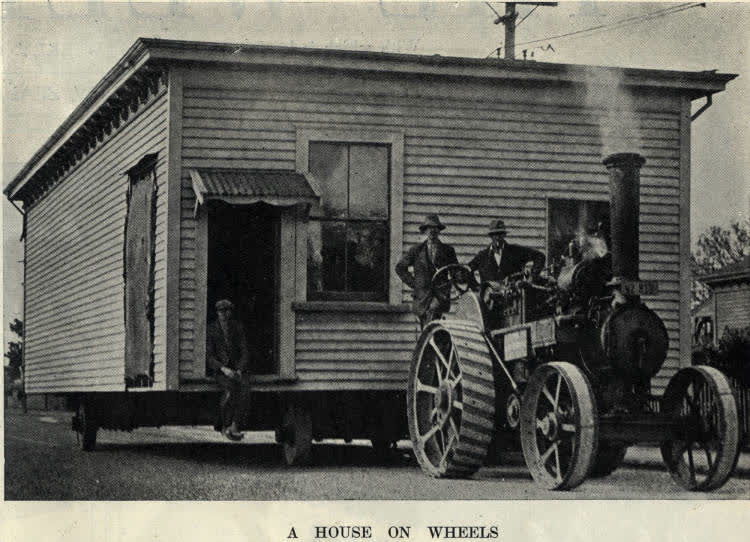 A house on wheels, 1937