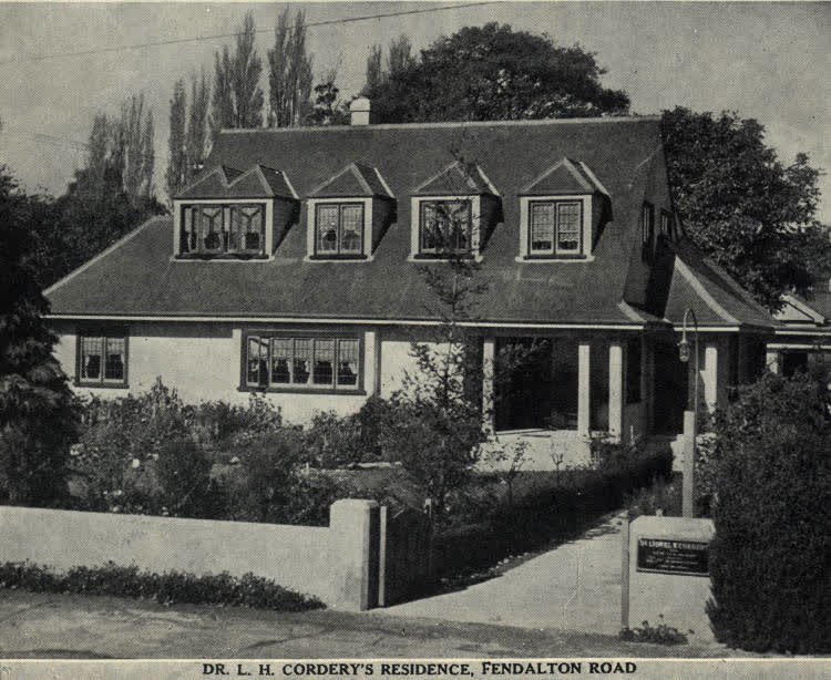 New homes in Christchurch: varying trends in building design highlighted in photographs from the Canterbury capital, 1937