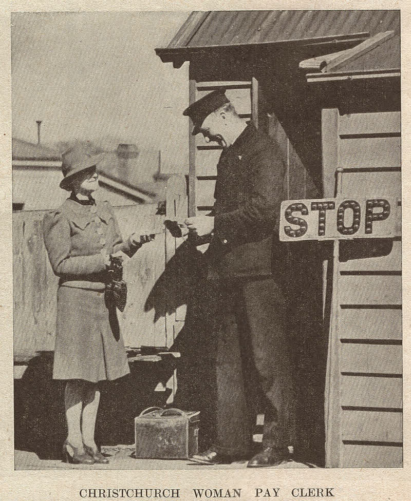 Christchurch woman pay clerk, 1940