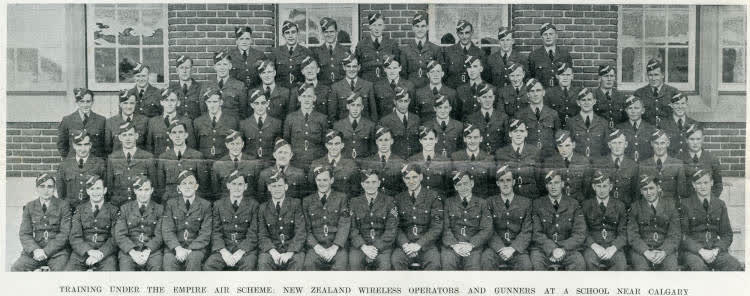 Training under the Empire Air Scheme: New Zealand wireless operators and gunners at a school near Calgary, 1942