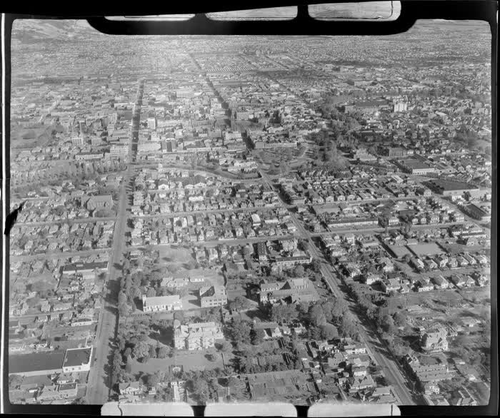 View south to Christchurch City with Cathedral and the Avon River, Canterbury Region, 1947