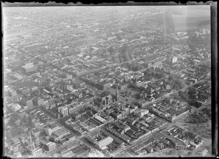 Christchurch Square and City, 1947
