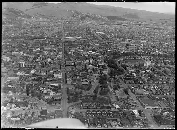 Christchurch City and Cathedral Square looking to the Port Hills, Canterbury, 1946