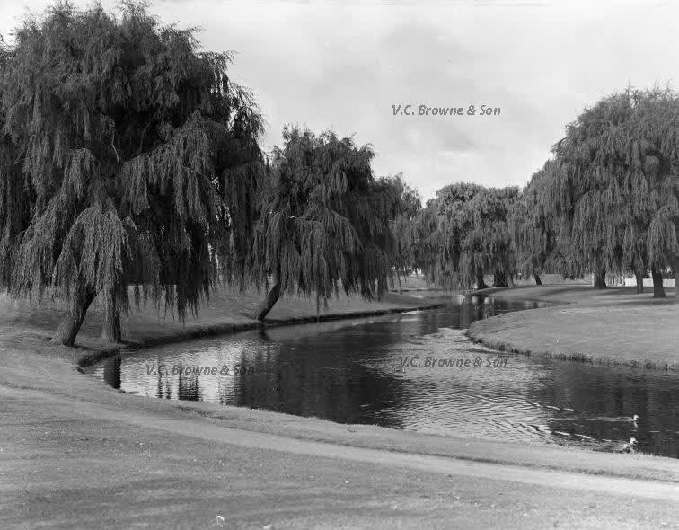 Looking down Otakaro-Avon River at Avon Loop - ... (PB1901/8), 1939