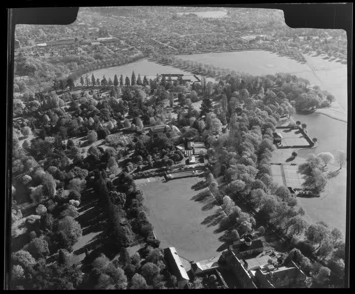 Christchurch Botanic Gardens, Canterbury Region, 1959
