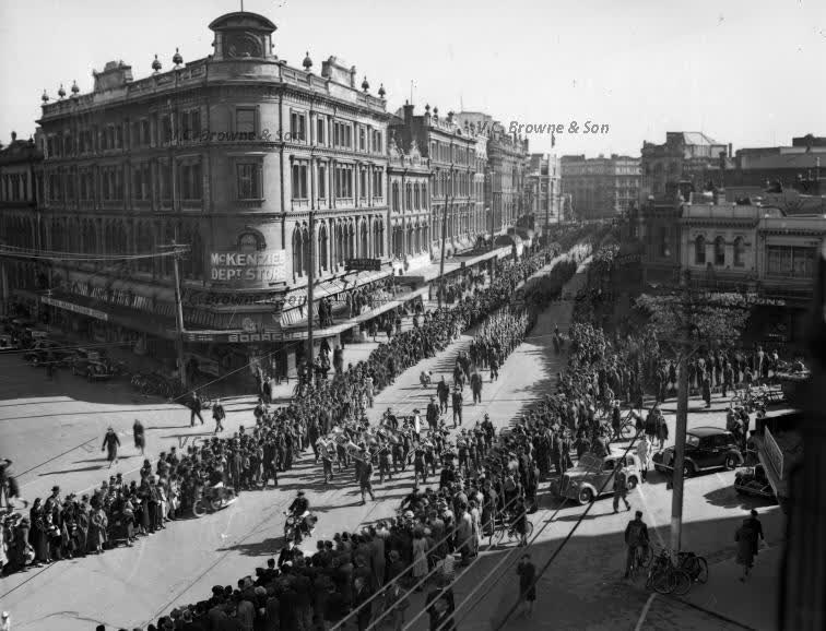 2nd Echelon NZ expediationary forces marching c... (PB2104/5), 1940