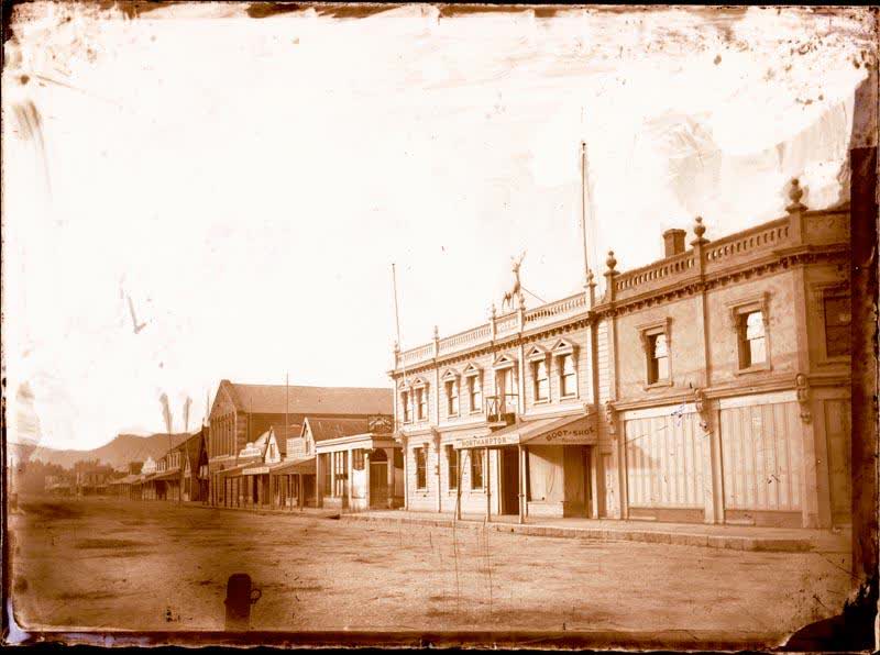 Glass Plate Negative: High Street, 1872