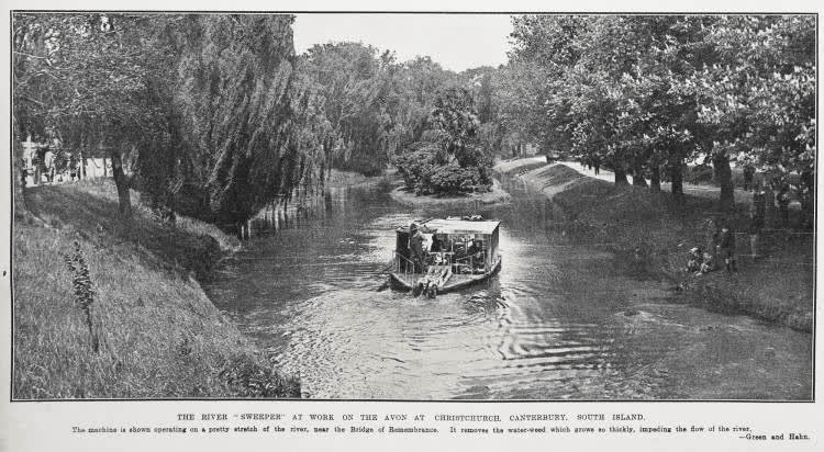 The River 'Sweeper' At Work on the Avon At Christchurch, Canterbury, South Island, 1927