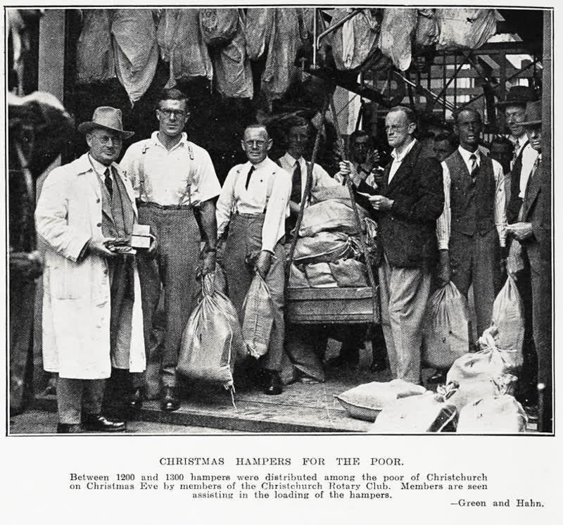 Christmas hampers for the poor, 1932