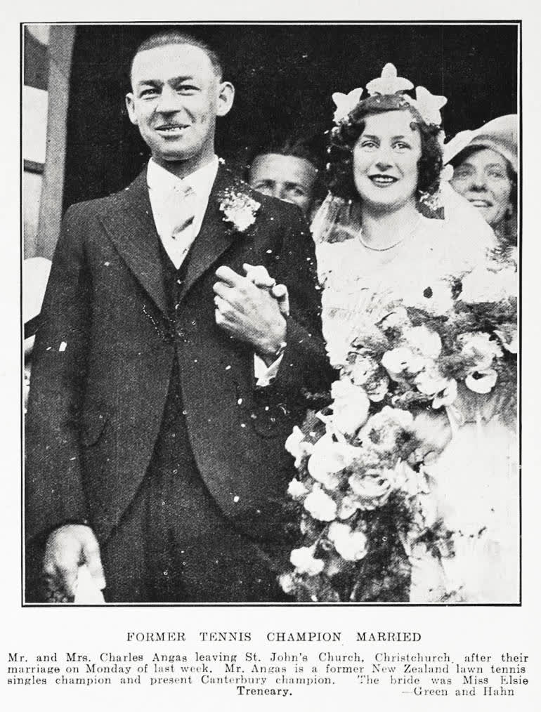 Former tennis champion married, 1934