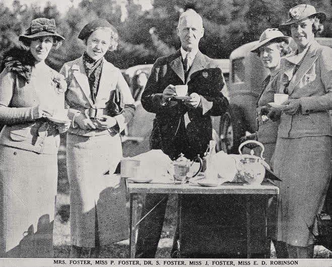 Mrs. Foster, Miss P. Foster, Dr. S. Foster, Miss J. Foster, Miss E. D. Robinson, 1936