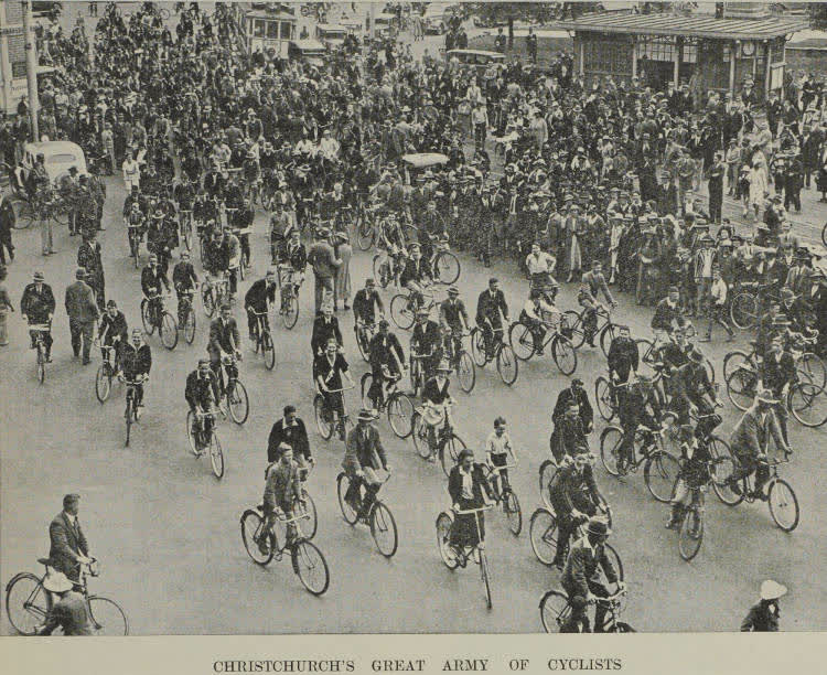 Christchurch's great army of cyclists, 1937