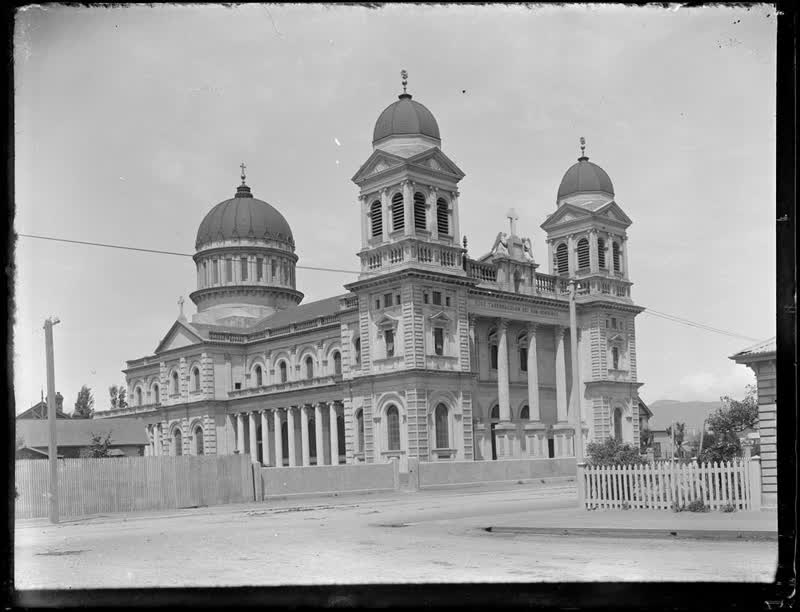 Christchurch Catholic Cathedral, 1906