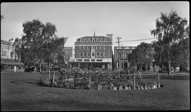 Victoria Square in Christchurch, 1920