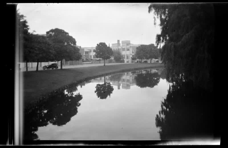 [Avon River, Christchurch], 1920