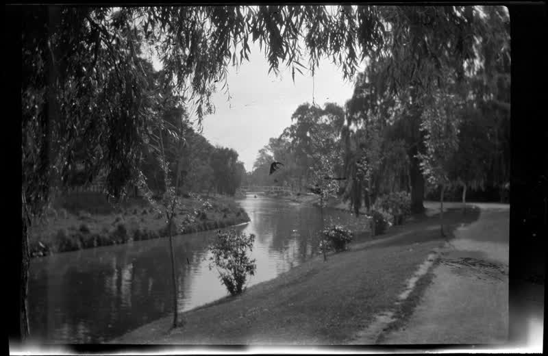 [Avon River, Christchurch], 1920