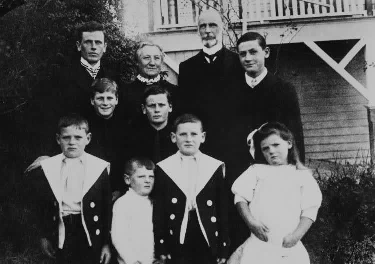 Portrait of the Hayman family of Birkenhead., 1900