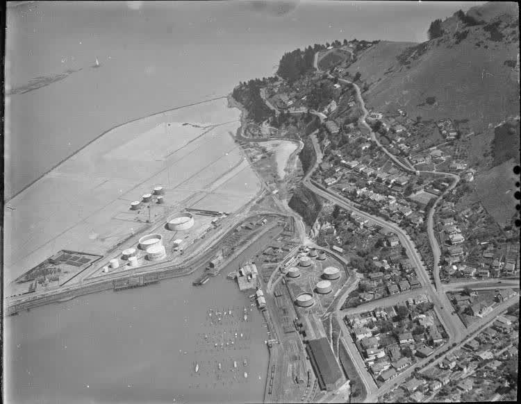 Lyttelton from the air, 1920