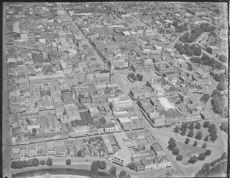 Christchurch from the air, 1920
