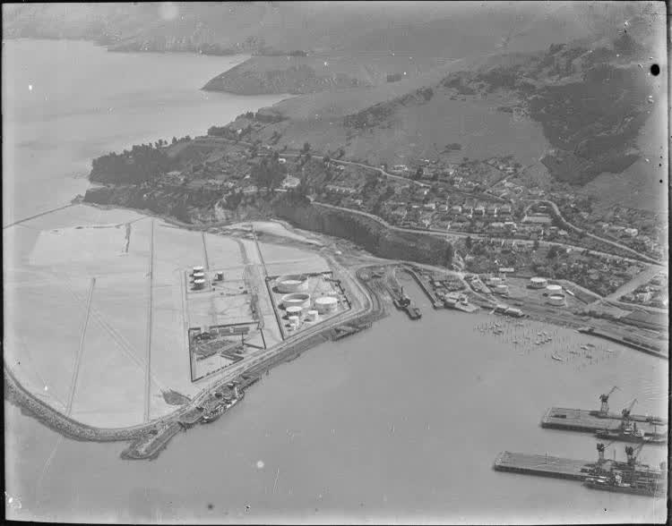 Lyttelton from the air, 1920