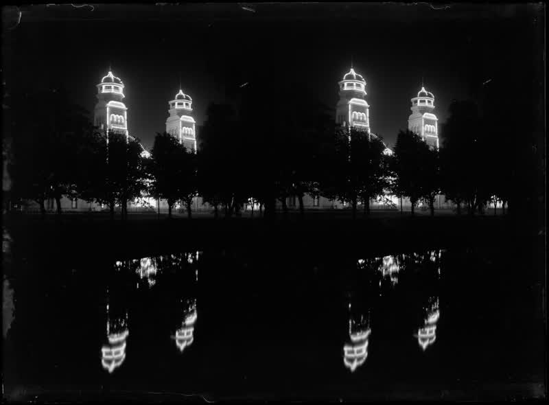 Exhibition building night, Christchurch, 1906