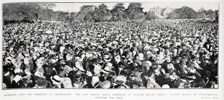 Impressive Anzac day ceremony at Christchurch: the vast throng which assembled at Cranmer Square, where a united service of non-episcopal churches was held, 1916