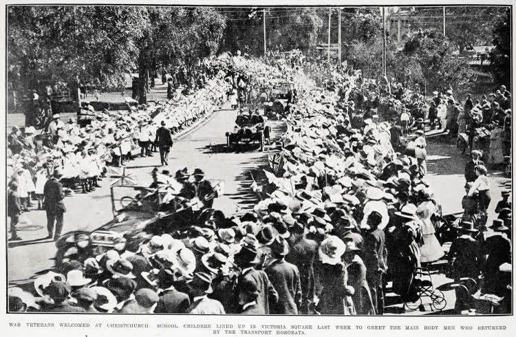 War veterans welcomed at Christchurch : school children lined up in Victoria Square last week to greet the Main Body men who returned by the transport Hororata, 1919