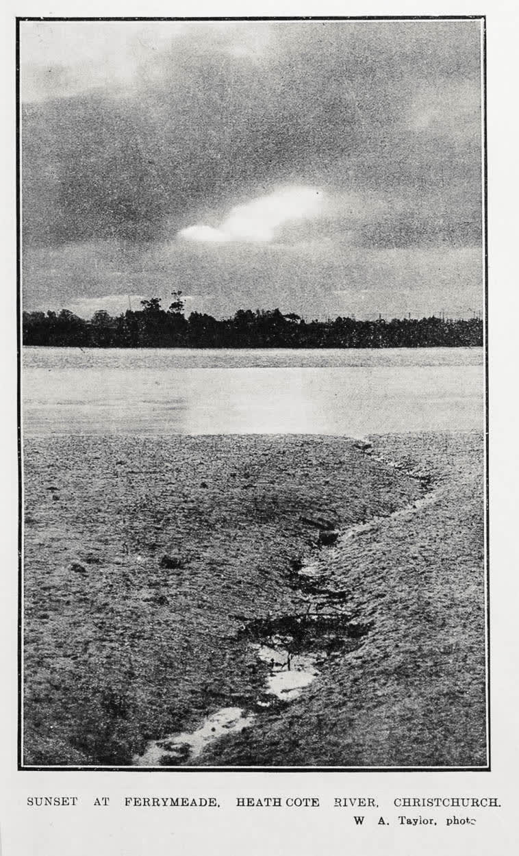 Sunset at Ferrymeade, Heathcote River, Christchurch, 1921
