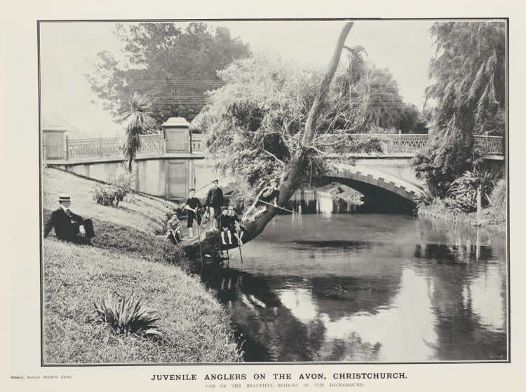 Juvenile anglers on the Avon, Christchurch, 1904