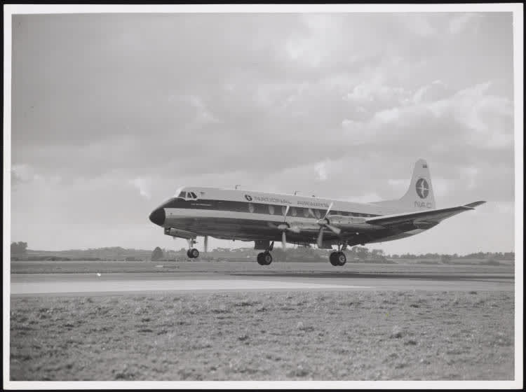 NAC Vickers Viscount at Auckland International Airport, 1968, 1968